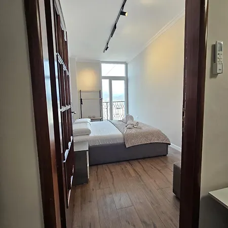 Sky Center Апартаменты *