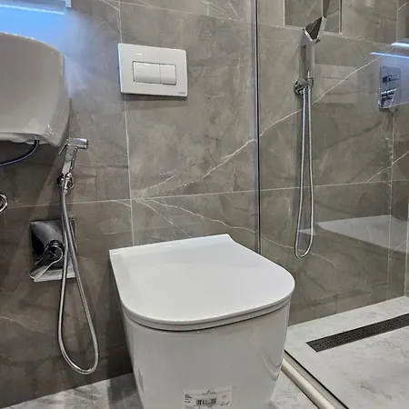 Апартаменты Sky Center Тирана