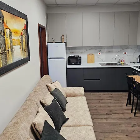 Sky Center * Тирана