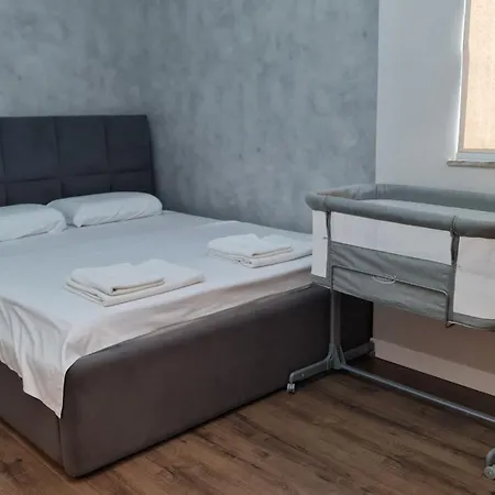 Апартаменты Sky Center