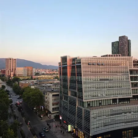 Sky Center Apartment
