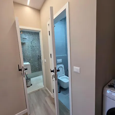 Sky Center Apartment *