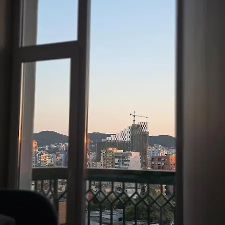 Sky Center Apartment *
