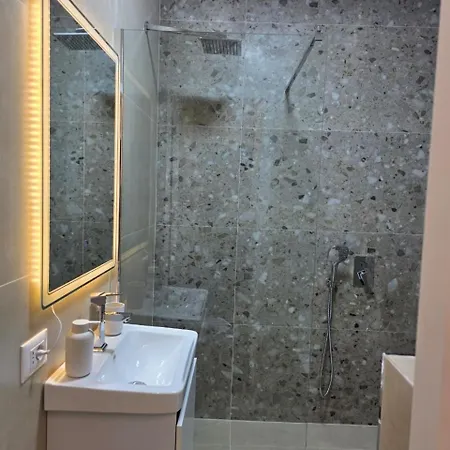Sky Center Apartment