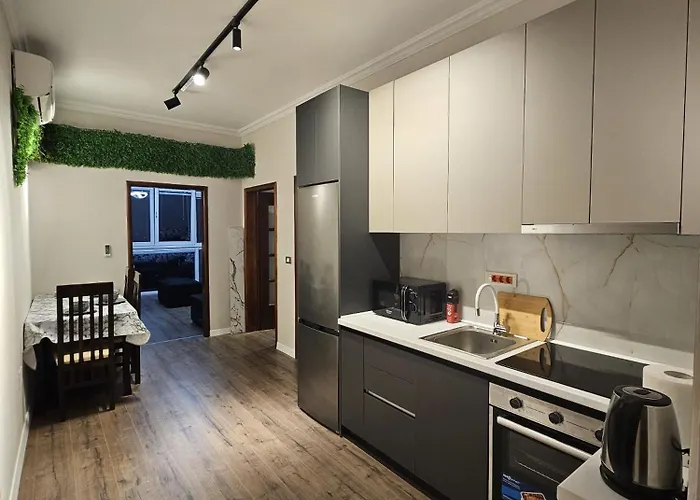 Sky Center Apartment *