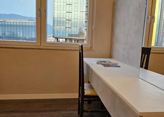 Sky Center ティラナ